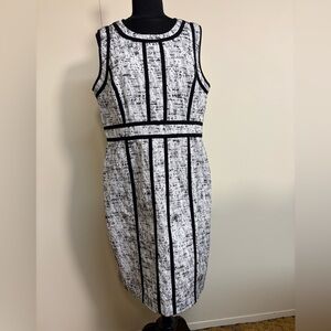 Dana Bachman Black and White Sheath Dress